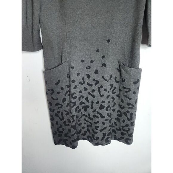J. McLauglin Grey w/Black Animal Print 3/4 Sleeves Ponte Shift Dress sz Medium - Picture 2 of 10